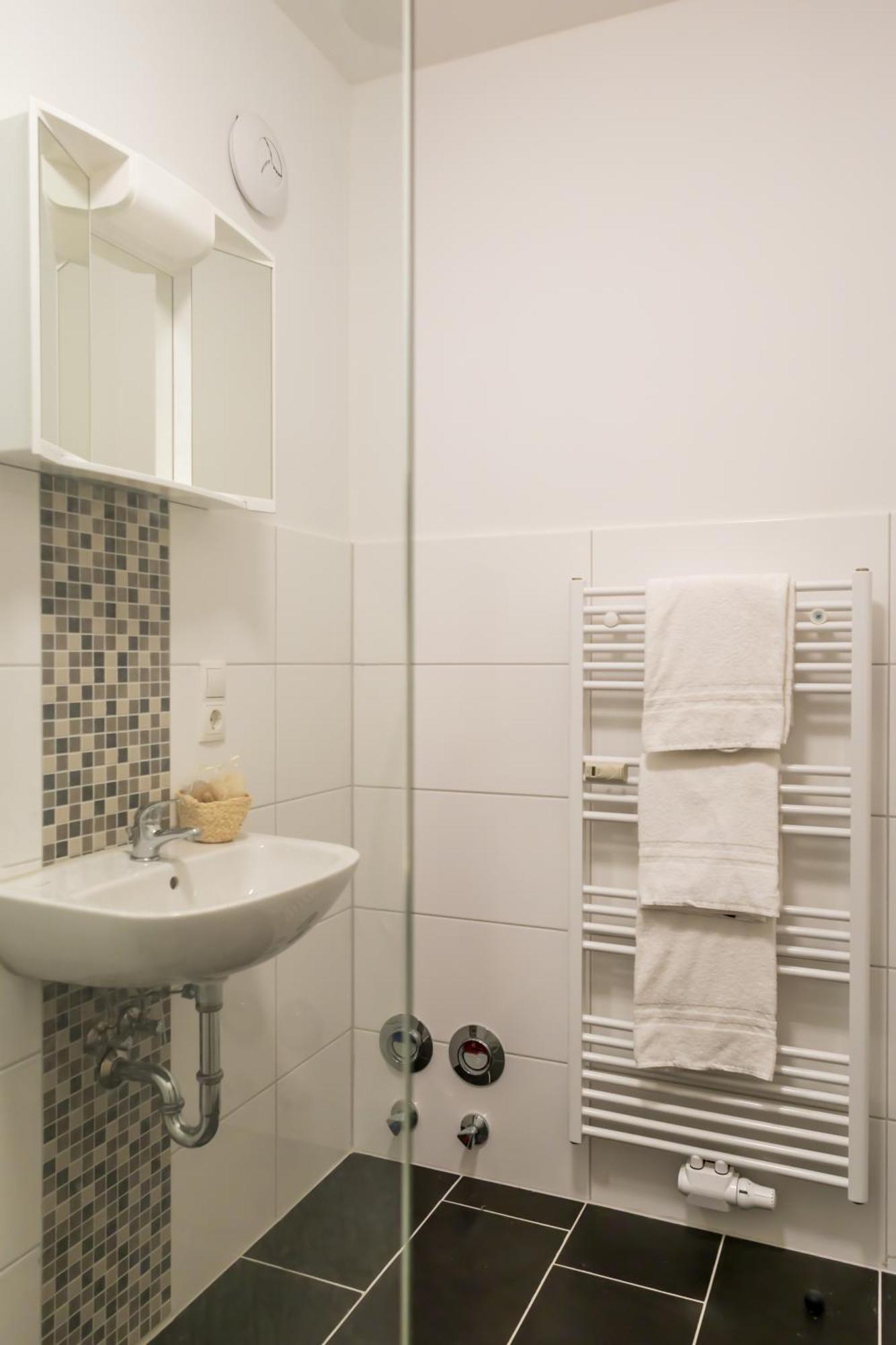 City Apartments Вилхелмсхафен Екстериор снимка